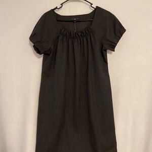 Gap size M Grey Short Sleeve Dress